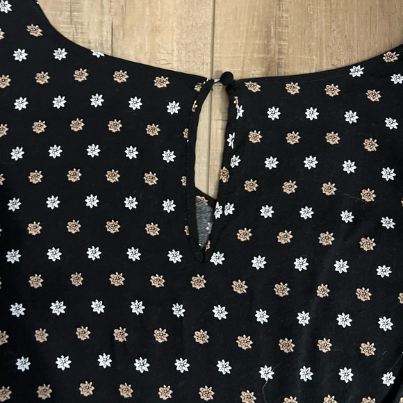 Express flare long sleeve top - Picture 5 of 5